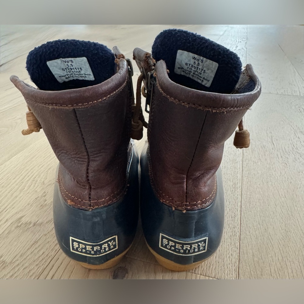 Sperry Topsider Women's Saltwater Core Boot - Size 5.5 - Picture 5 of 6